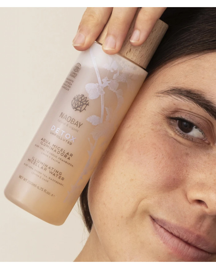 Rozjasňující micelární voda Illuminating Micellar Water Rozjasňující micelární voda Illuminating Micellar Water