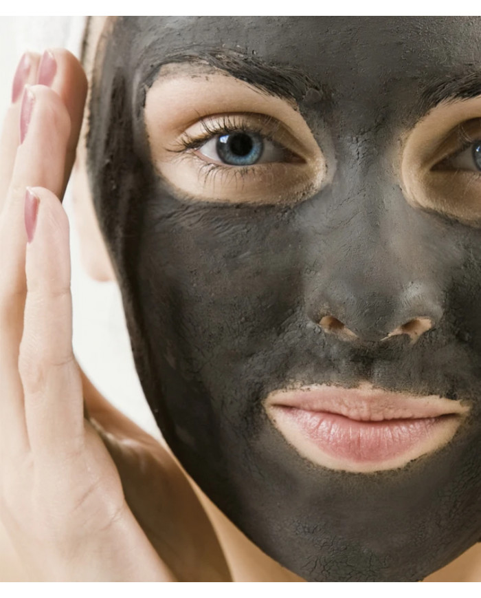 Hloubkově čisticí maska na obličej s aktivním uhlím Fossil Wood Black Mask