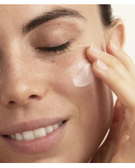 Regenerační sérum s anti-aging účinkem Day and Night Recovery Facial Serum