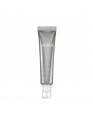 Medik8 Crystal Retinal Ceramide Eye 3 Oční krém 15 ml Medik8 Crystal Retinal Ceramide Eye 3 Oční krém 15 ml